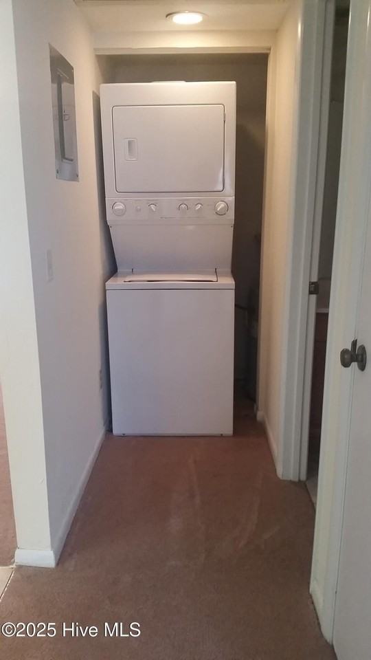 4437 Holly Tree Road - Photo 4 of 10