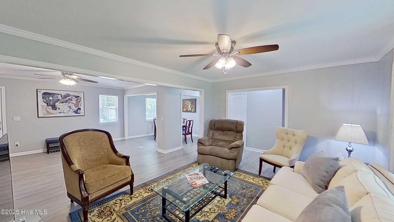 4032 Northwest Rd Ne - Photo 6 of 35