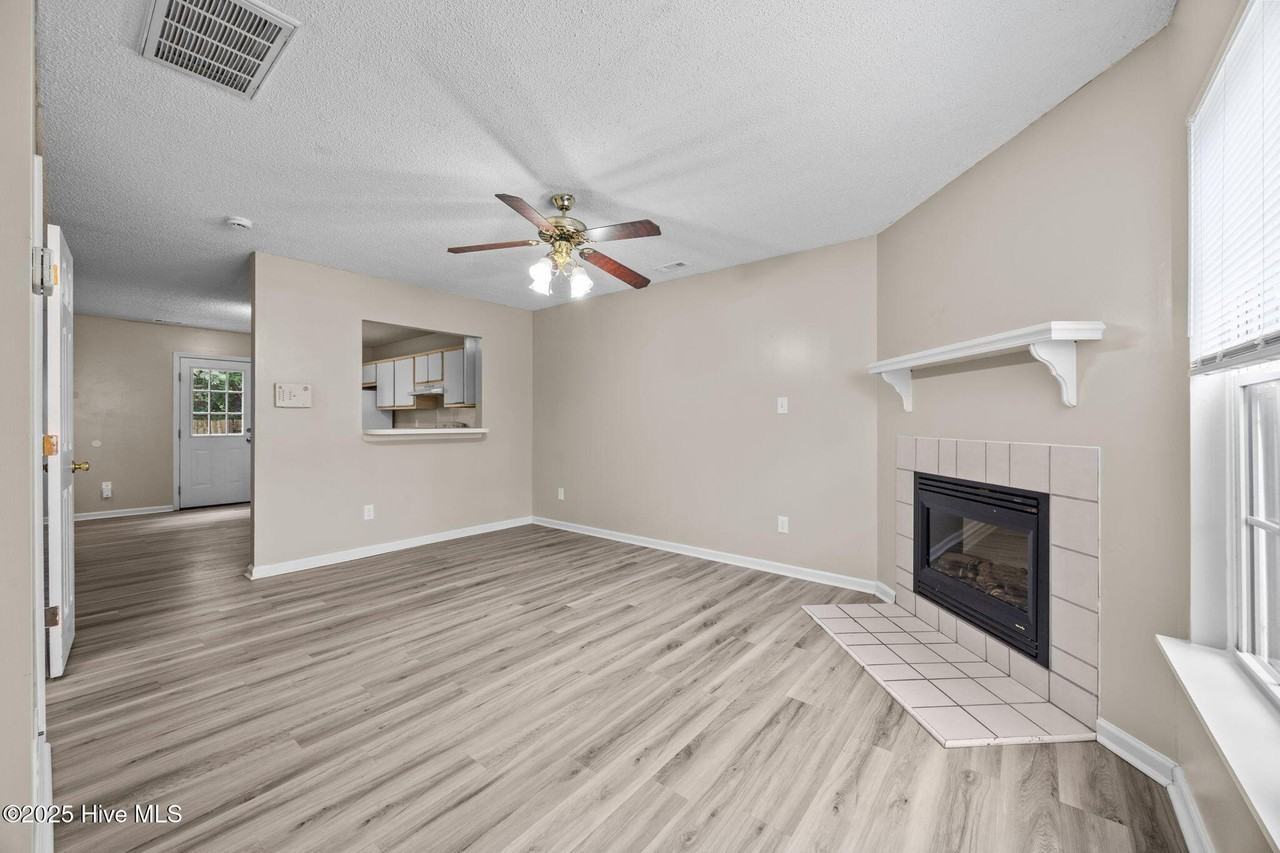 117 Mesa Ln - Photo 3 of 24