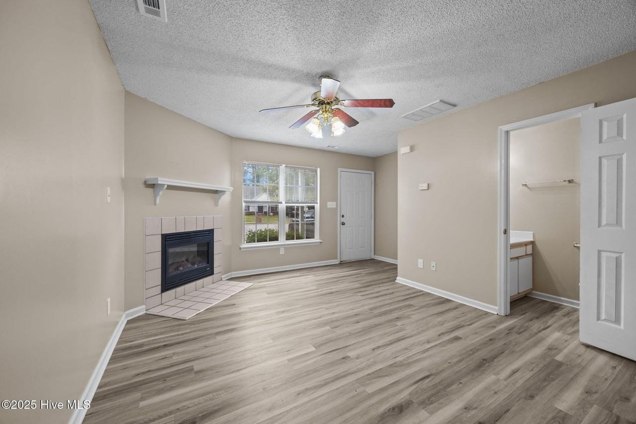 117 Mesa Ln - Photo 4 of 24