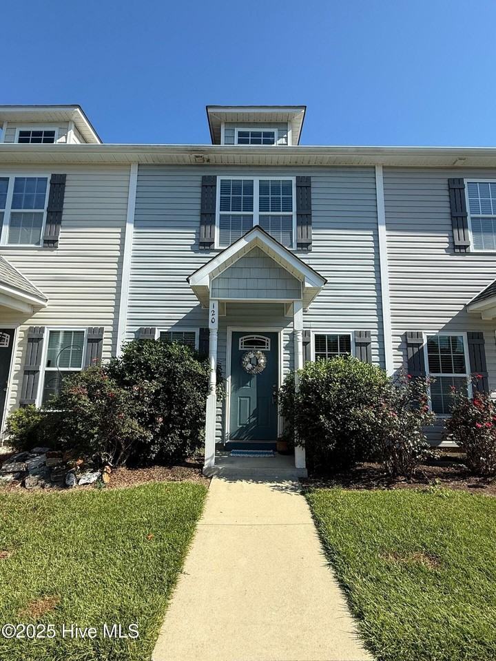 120 Parrot Landing Dr