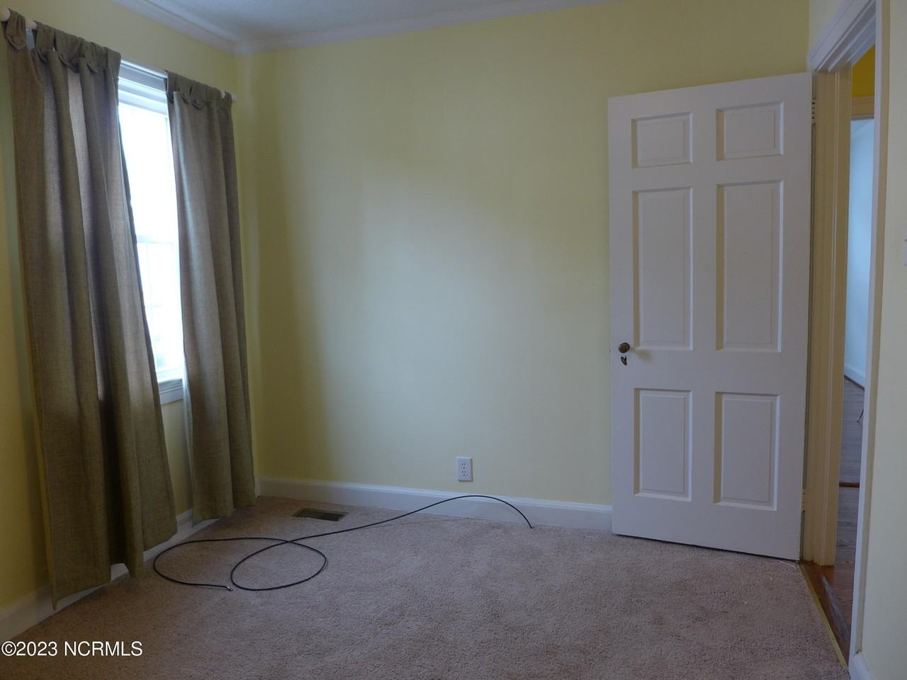 1404 Peachtree St - Photo 7 of 17