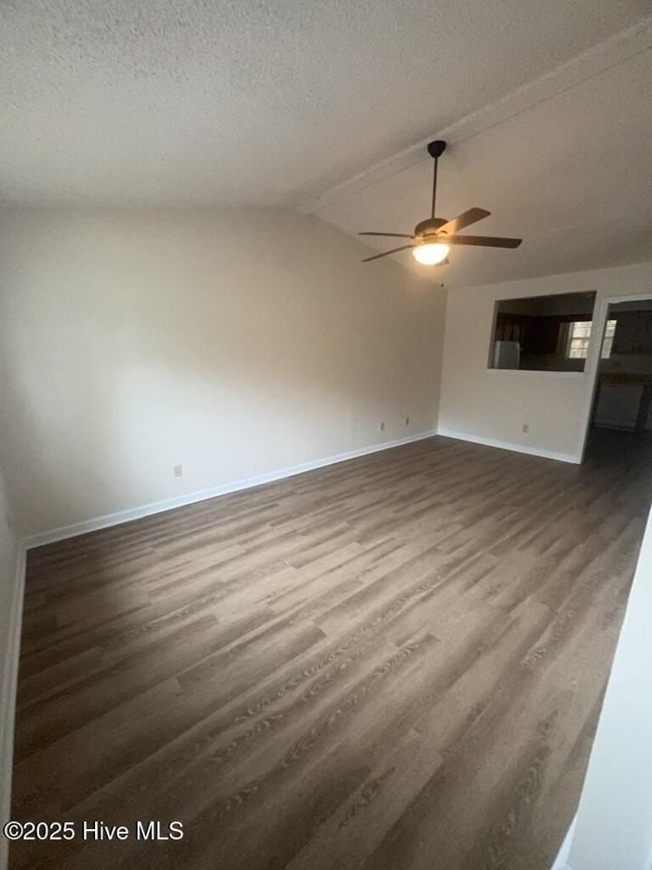 1708 Wine Press Ct - Photo 2 of 12