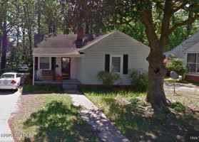 featured image of 203 S Meade St