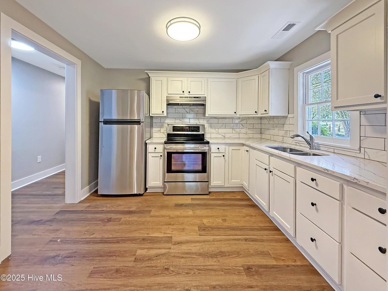 129 E Albemarle St Unit A #A - Photo 2 of 6