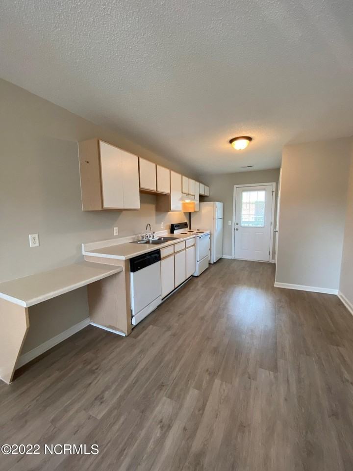 125 Wheeless Cir Apt S #S - Photo 5 of 9