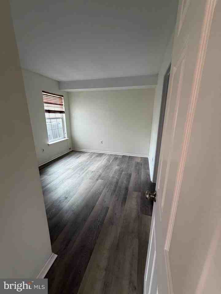 11013 Bennett Pl - Photo 7 of 16