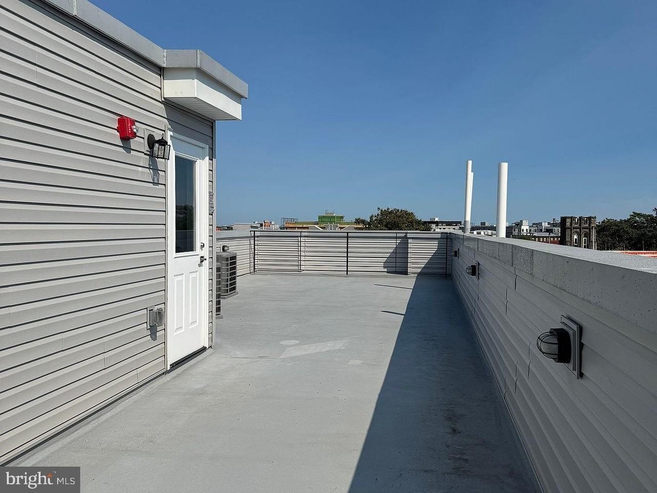 2402 N 2nd St - Photo 7 of 16