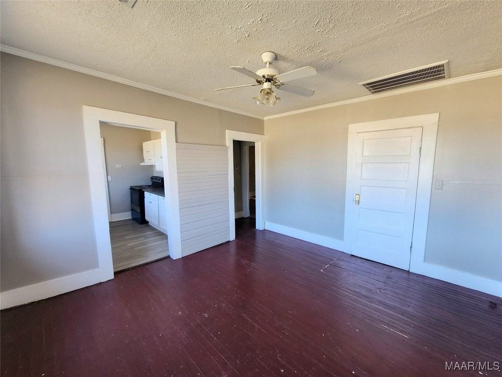 210 W Osceola St - Photo 6 of 28