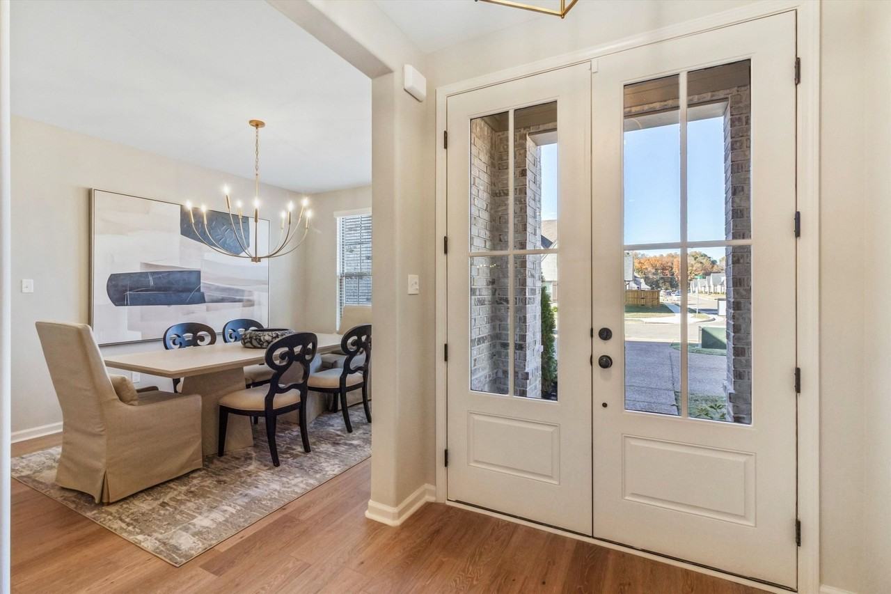 584 Holden Dr - Photo 5 of 27