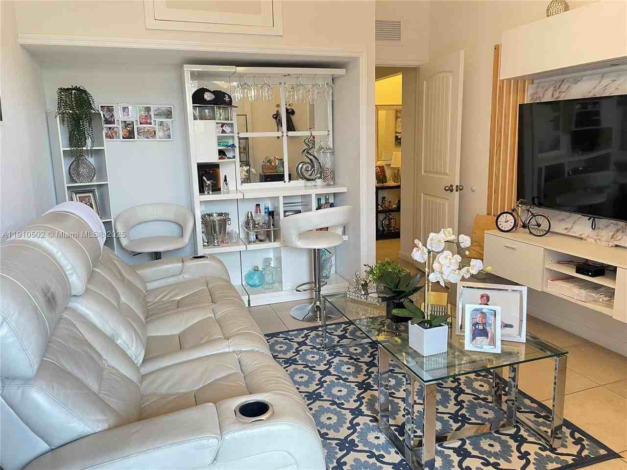 27563 Sw 139th Psge #B - Photo 3 of 17