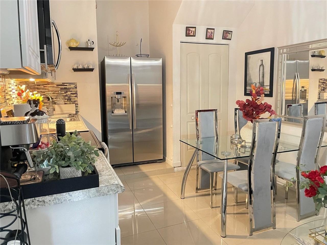 27563 Sw 139th Psge #B - Photo 5 of 17