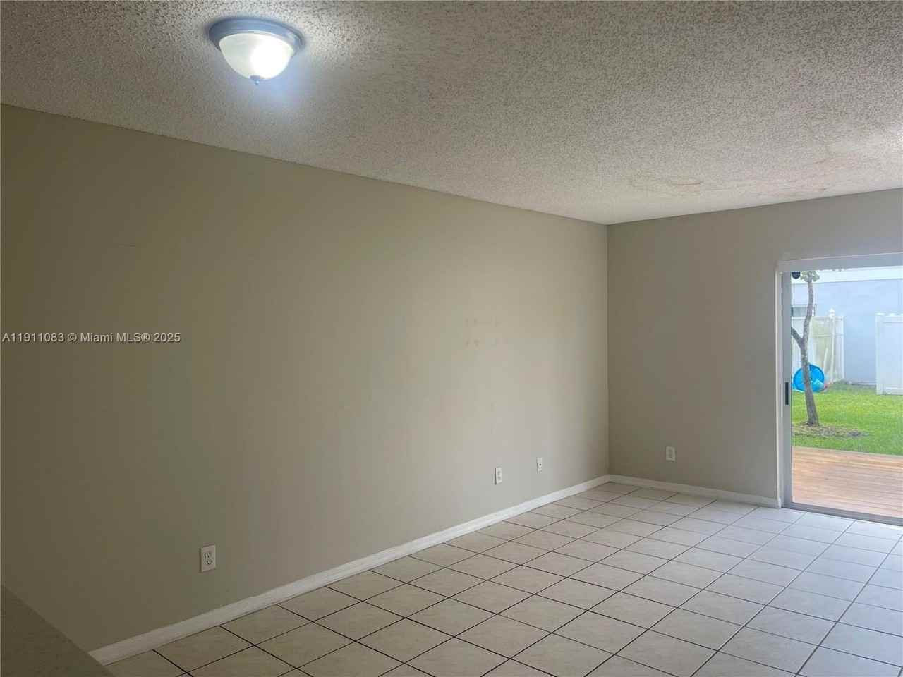 854 Nw 208th Dr #854 - Photo 5 of 30