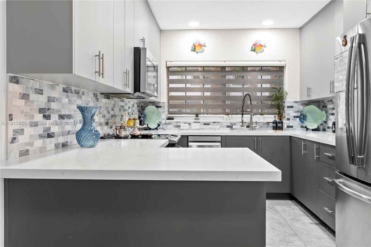 3464 Nw 99th Way #3464 - Photo 3 of 13