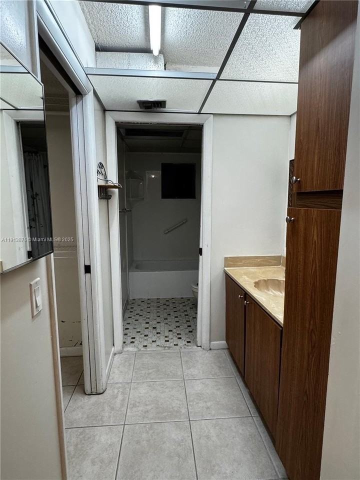 8500 Sw 133rd Avenue Rd #104 - Photo 7 of 8