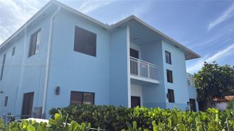 900 Sw 43rd Ave #2 - Photo 1 of 1