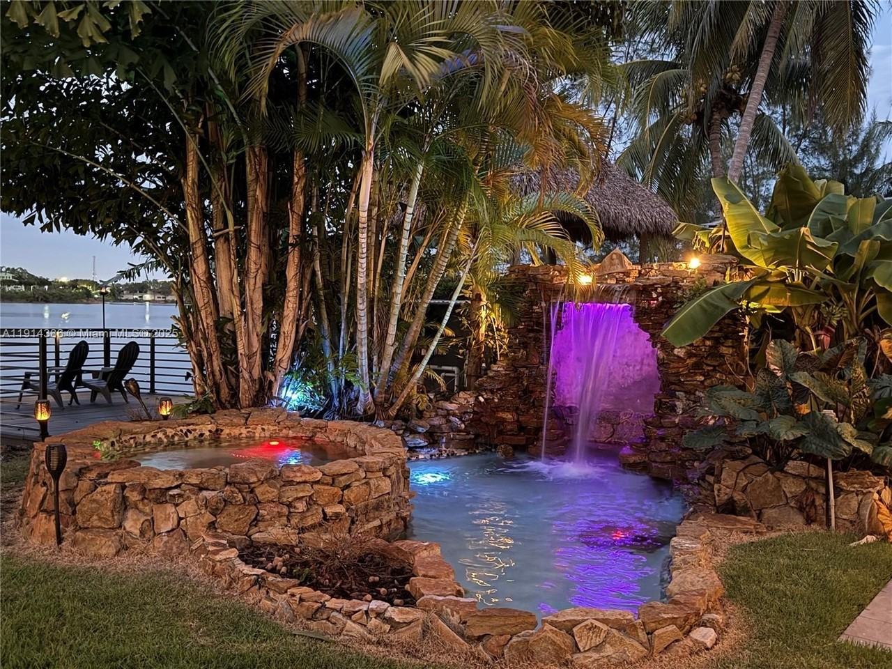 7521 Miller Dr - Photo 2 of 34