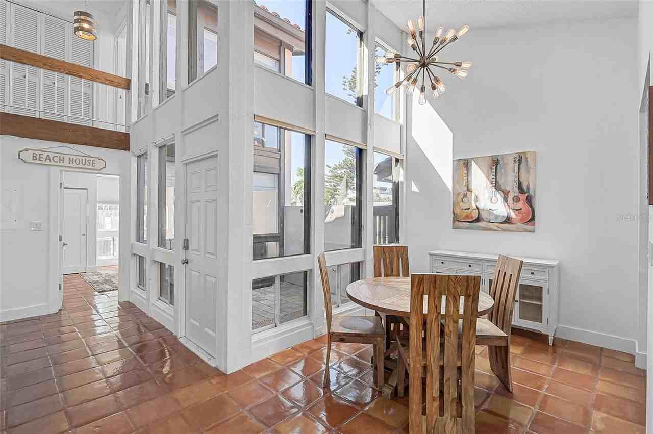 800 S Blvd Of The Presidents #12 - Photo 7 of 50