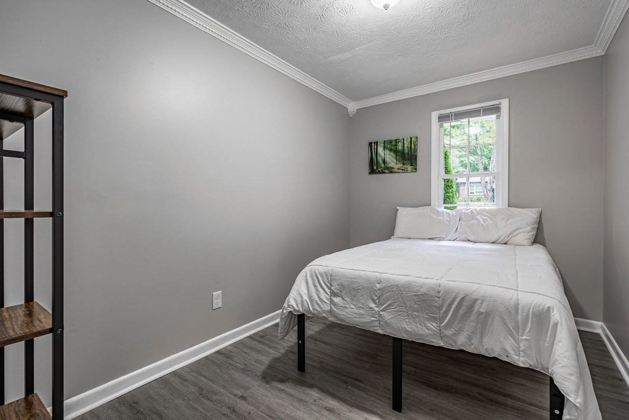 Magnolia Dr - Photo 7 of 10