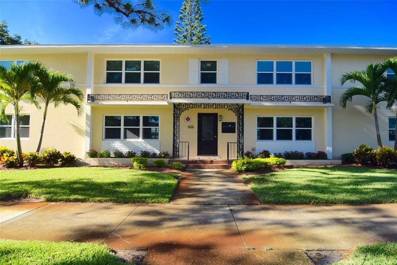 606 12th Ave Ne #1 - Photo 2 of 26