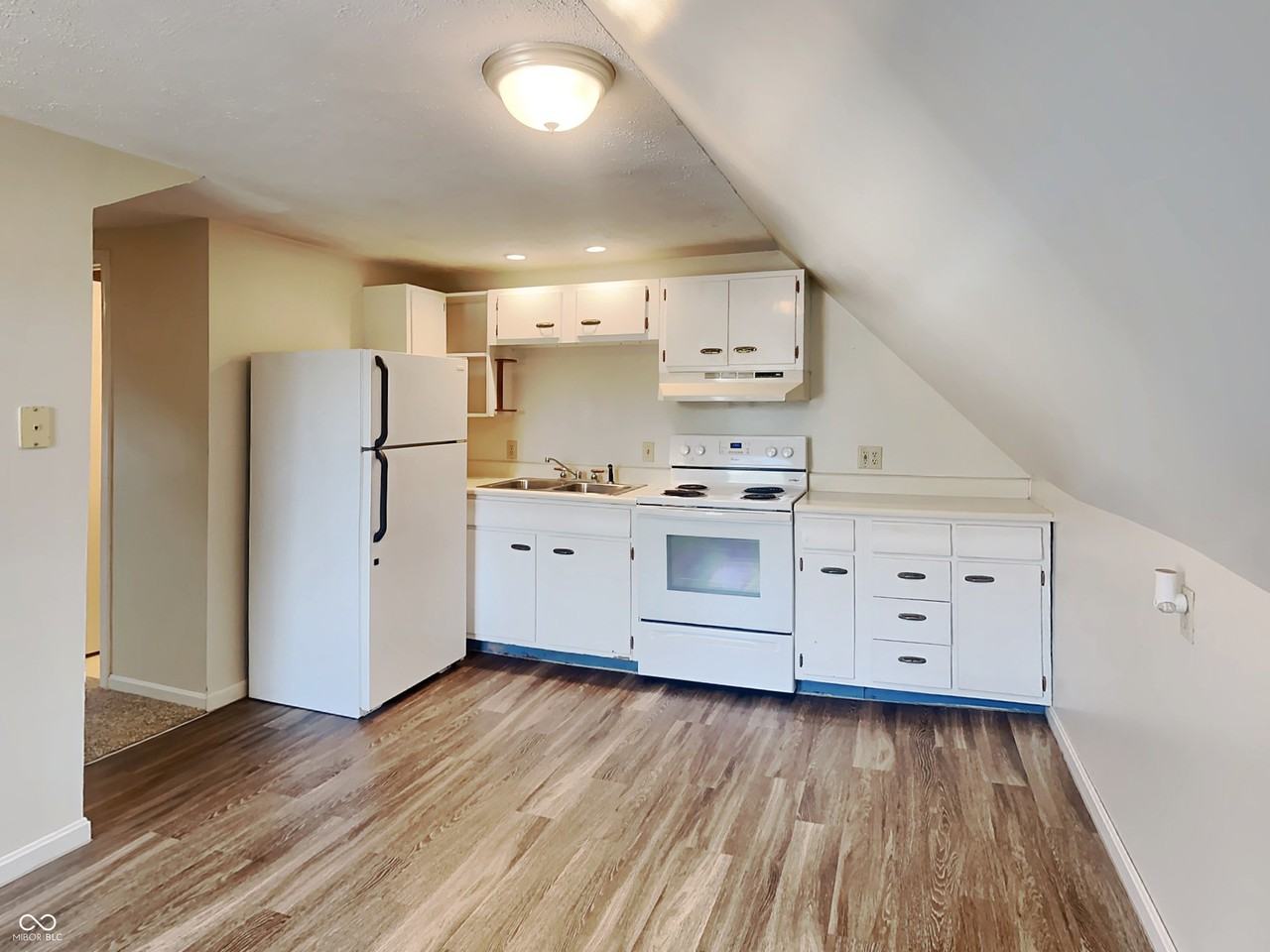 65 West Main Street - Photo 3 of 9