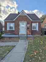 featured image of 21241 Redmond Avenue