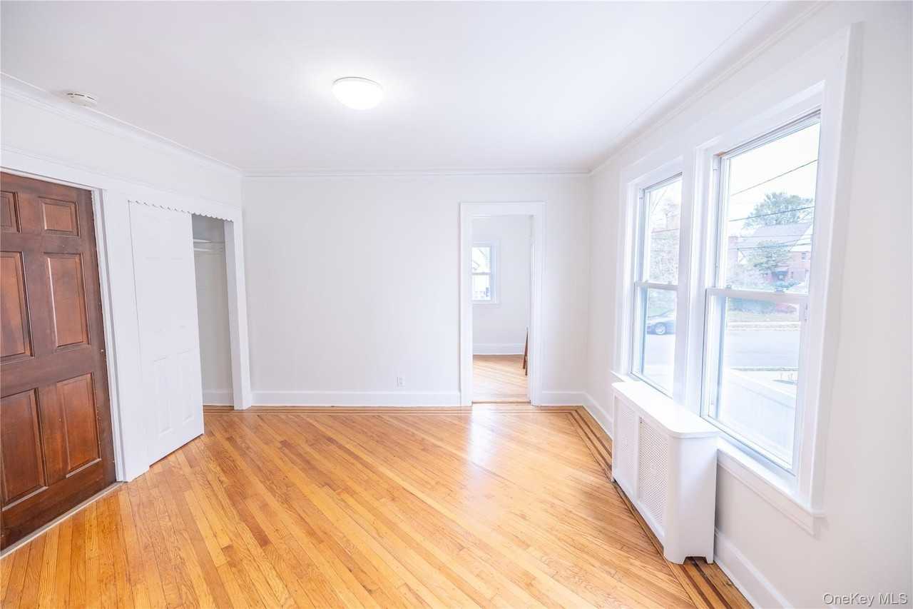 56 Marlboro Road - Photo 4 of 13