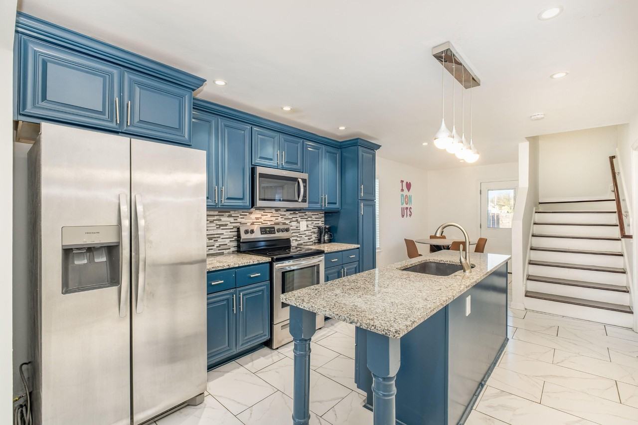 16th Ave N - Photo 3 of 8