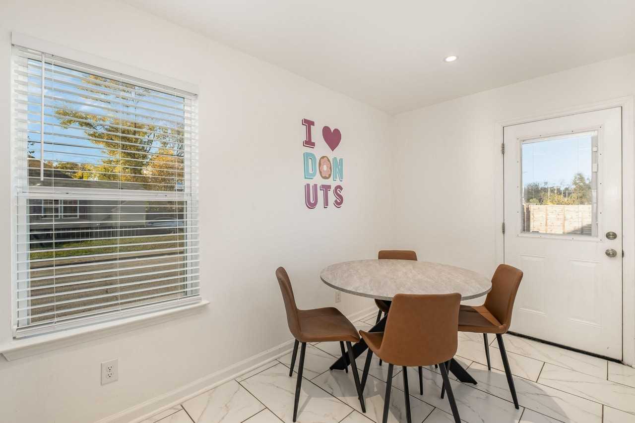 16th Ave N - Photo 6 of 8