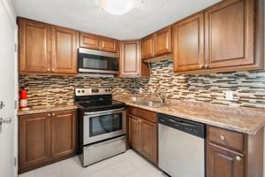 featured image of 9 Tideview Path #10