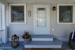 featured image of 639 Redmond Avenue