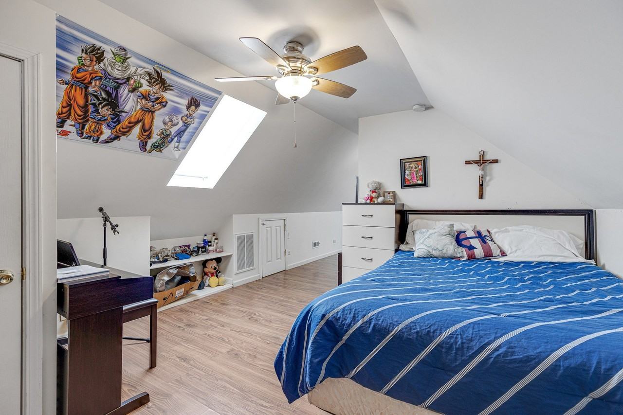 2135 N Menard Ave #3 - Photo 6 of 10