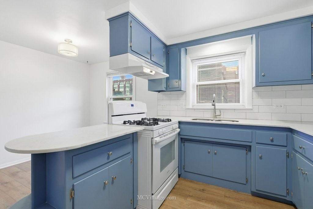 3840 South Wolcott Avenue #2 - Photo 6 of 17