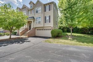 featured image of 3355 Kentshire Cir #3355