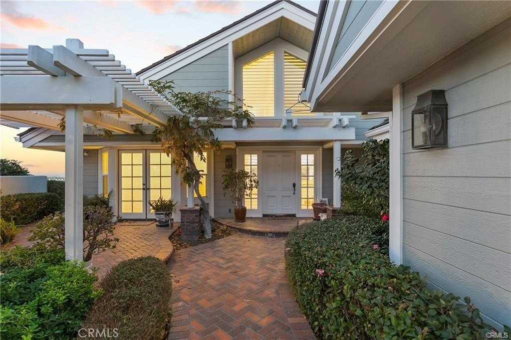 5 Argo - Photo 2 of 24