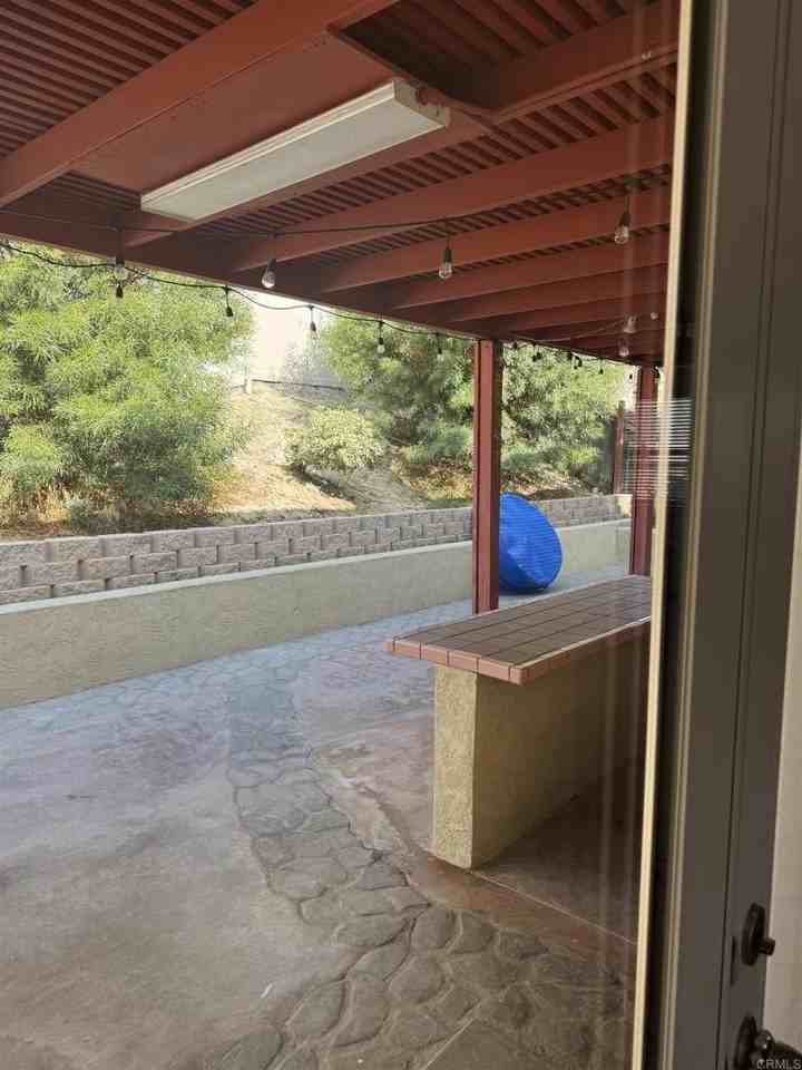 907 Camino Del Sol - Photo 4 of 6