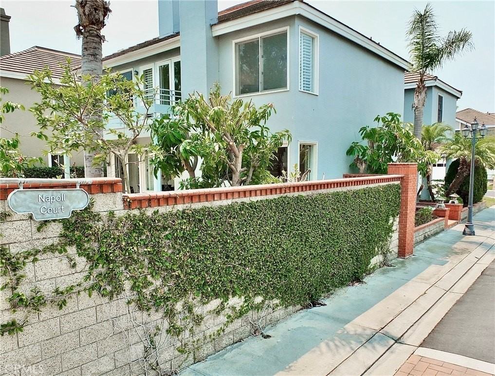 6225 Napoli Ct - Photo 4 of 50