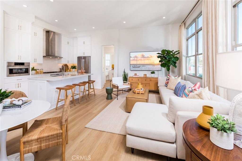 126 Sunnyside - Photo 2 of 7