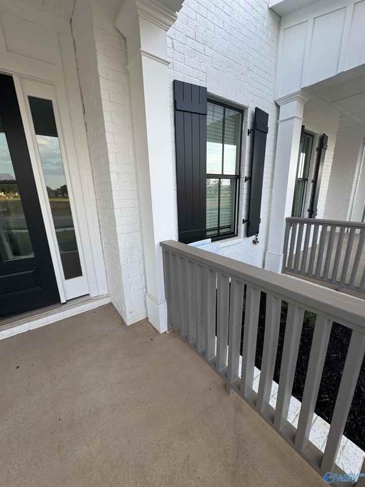 113 Moss Brook Ln - Photo 5 of 26