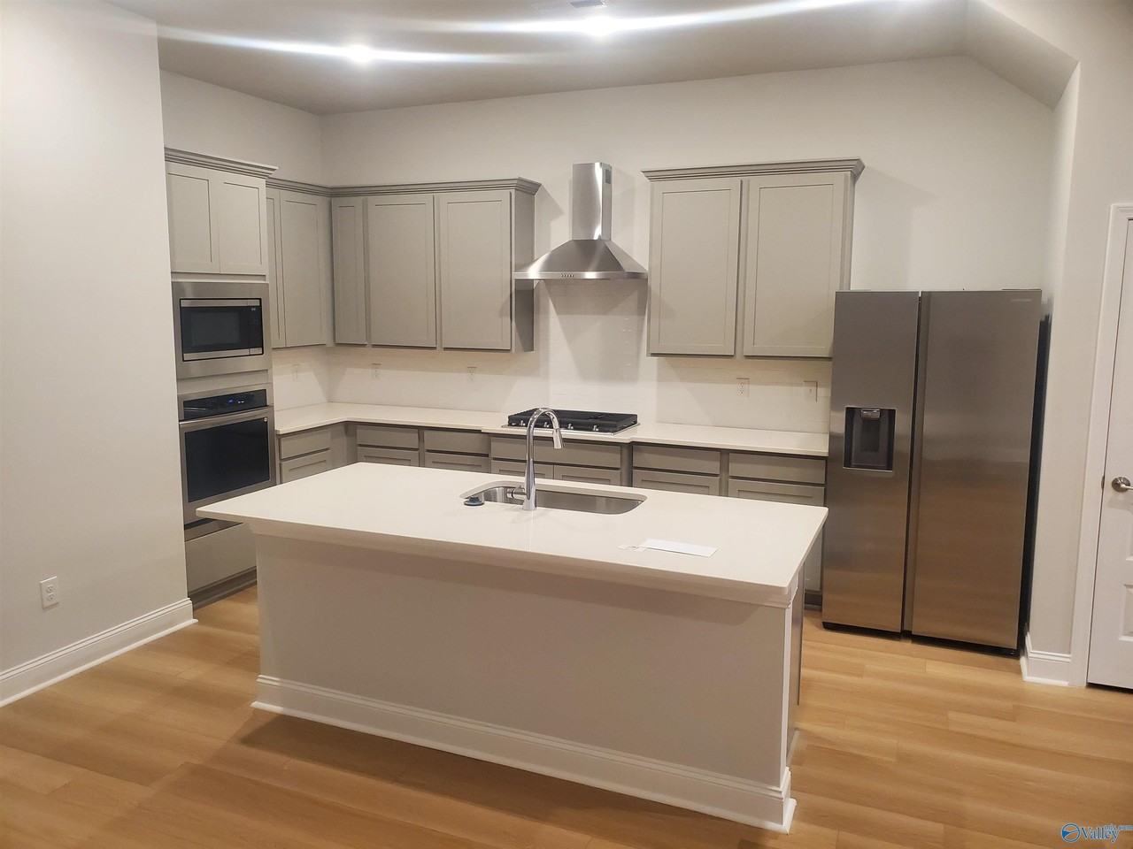 113 Moss Brook Ln - Photo 7 of 26