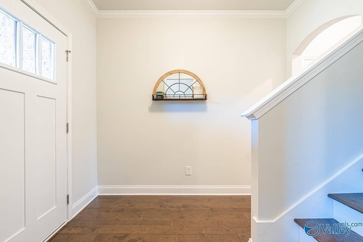 16308 Trestle St Se - Photo 4 of 31