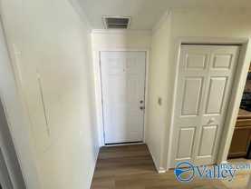 5009 Seven Pine Cir #6 - Photo 1 of 1