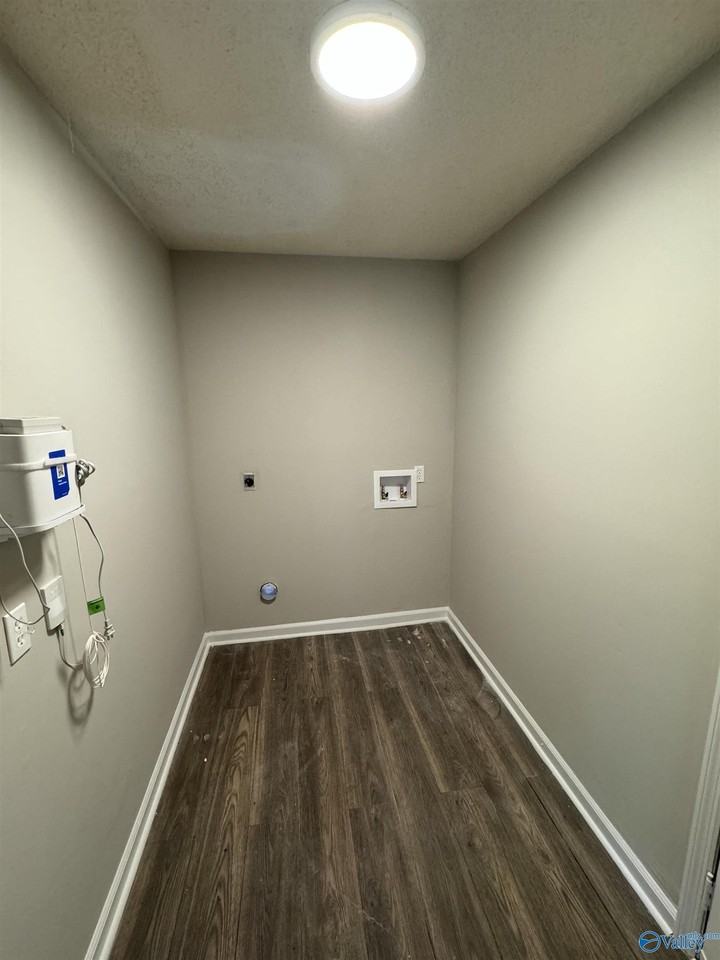 2816 Coosa Cir Nw - Photo 2 of 11