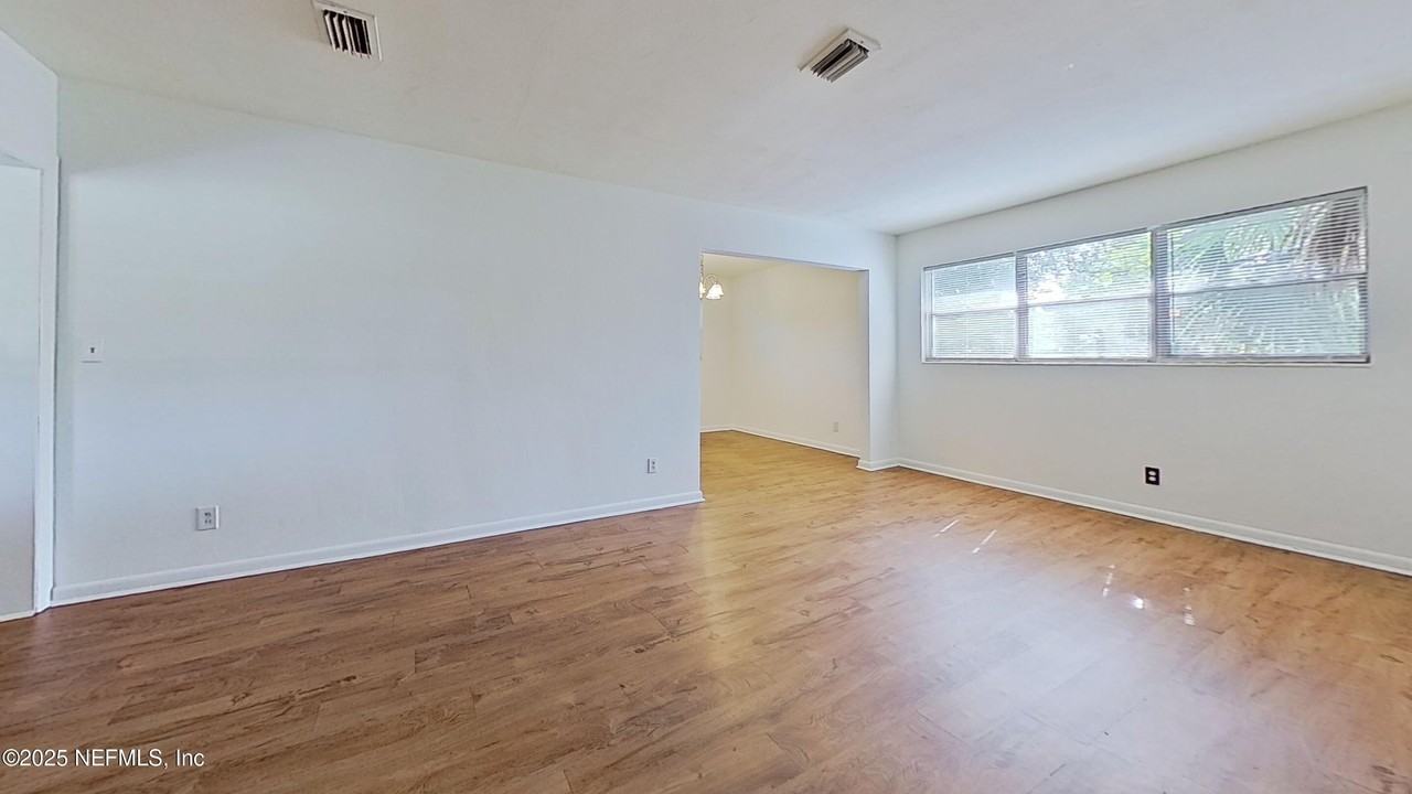 2131 Goltare Drive - Photo 5 of 21