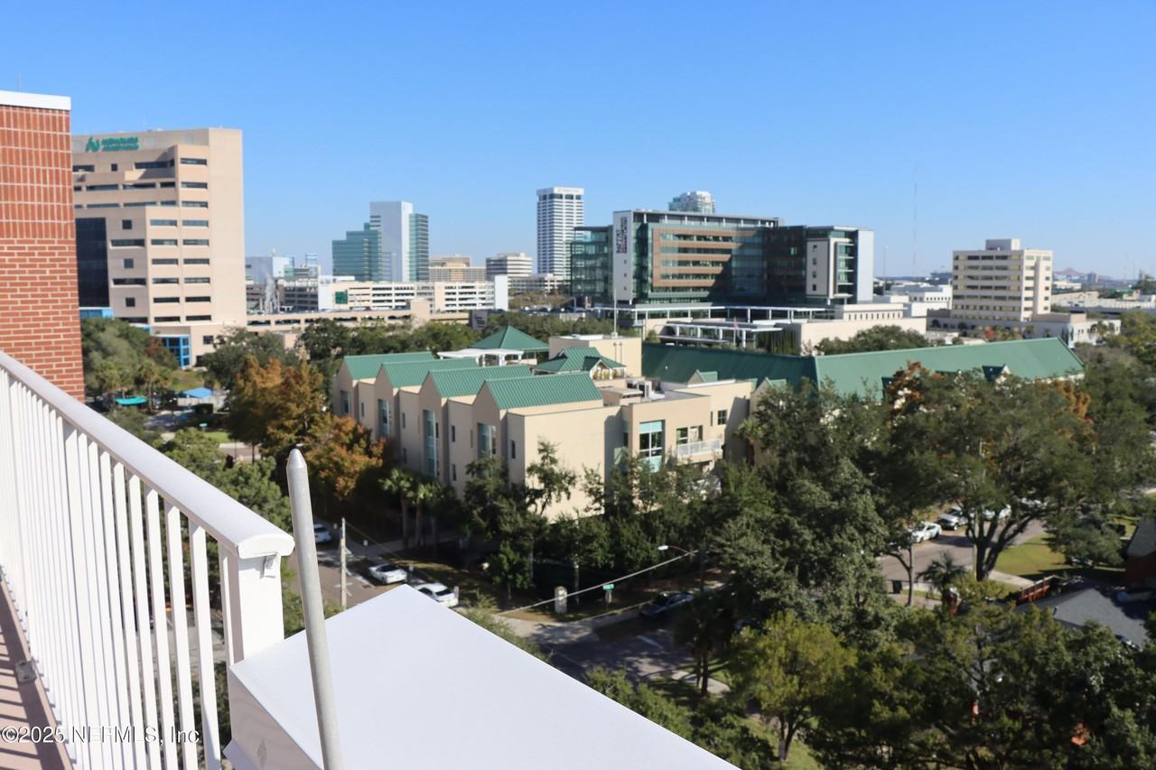 1590 Le Baron Avenue #1590 - Photo 6 of 14