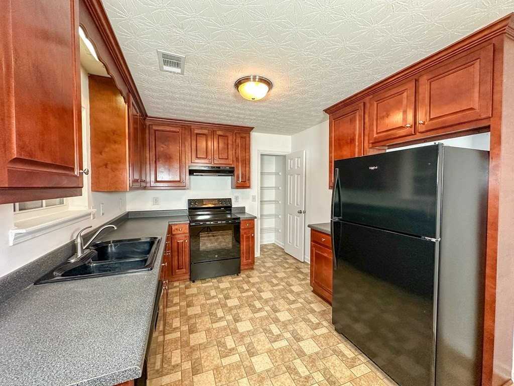 600 Indian Trl - Photo 3 of 48