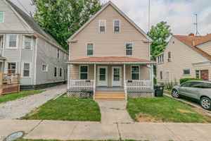 featured image of 3724 W 41st St