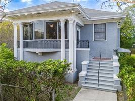 featured image of 2200 Broadway St