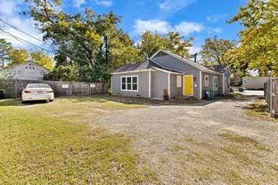 608 W Hickory St #B - Photo 1 of 1