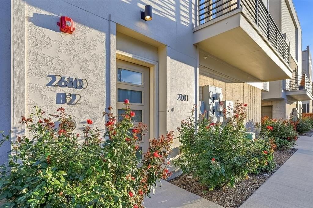 2610 Kimsey Dr #201 - Photo 2 of 28